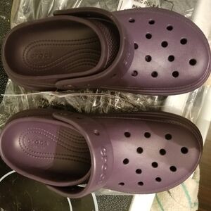 Womans CROCS Purple Size 8. New With Tags.